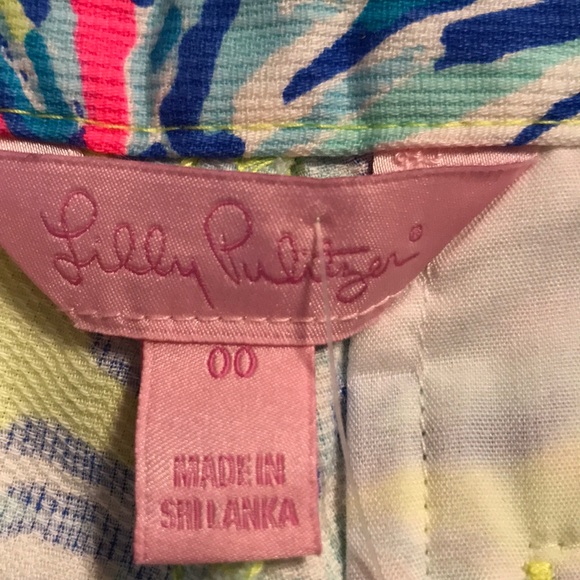 Lilly Pulitzer shorts Sz 00 EUC - Picture 4 of 5